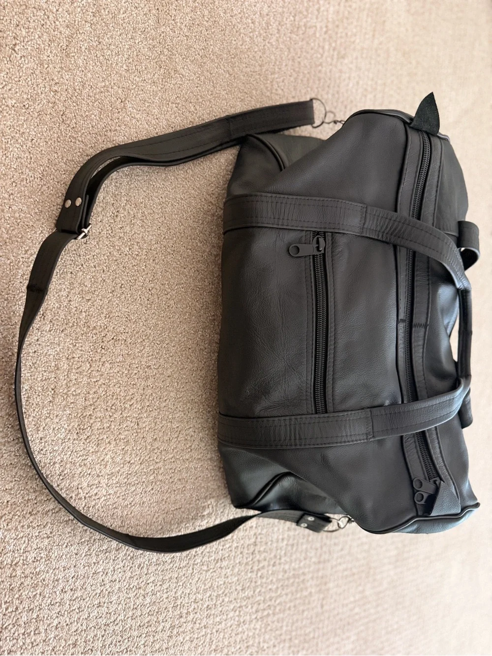 Men's Black Leather Travel Bag